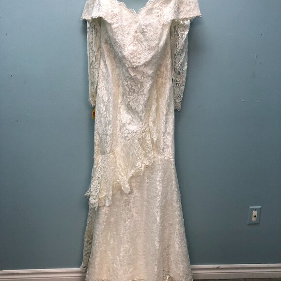 ZOMBIE Dead Corpse Bride, Halloween Wedding Dress, DAMAGED, Vintage Haunting - Picture 2 of 16